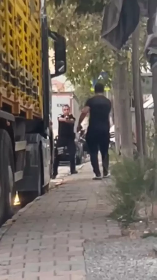 Terrifying moments in Ataşehir! He put the gun in his mouth and then to his head when he saw the police