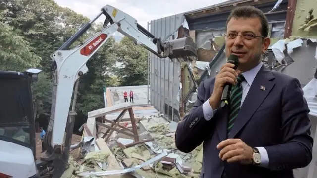 First comment from İmamoğlu on the ministry's demolition of the illegal villa in Vaniköy: I am watching with sadness.