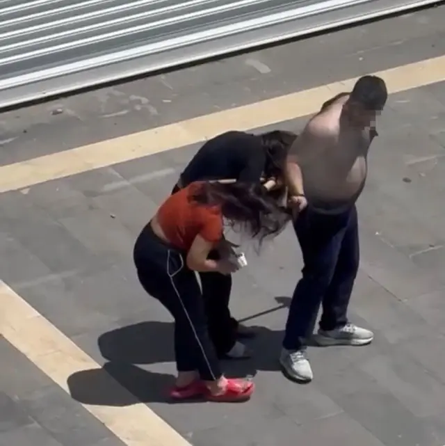 He beat the mother and daughter in the middle of the street like this! Those moments were caught on camera