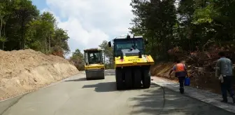 Düzce'de Korugöl Tabiat Parkı'nda Yol Yapım Çalışmaları Devam Ediyor