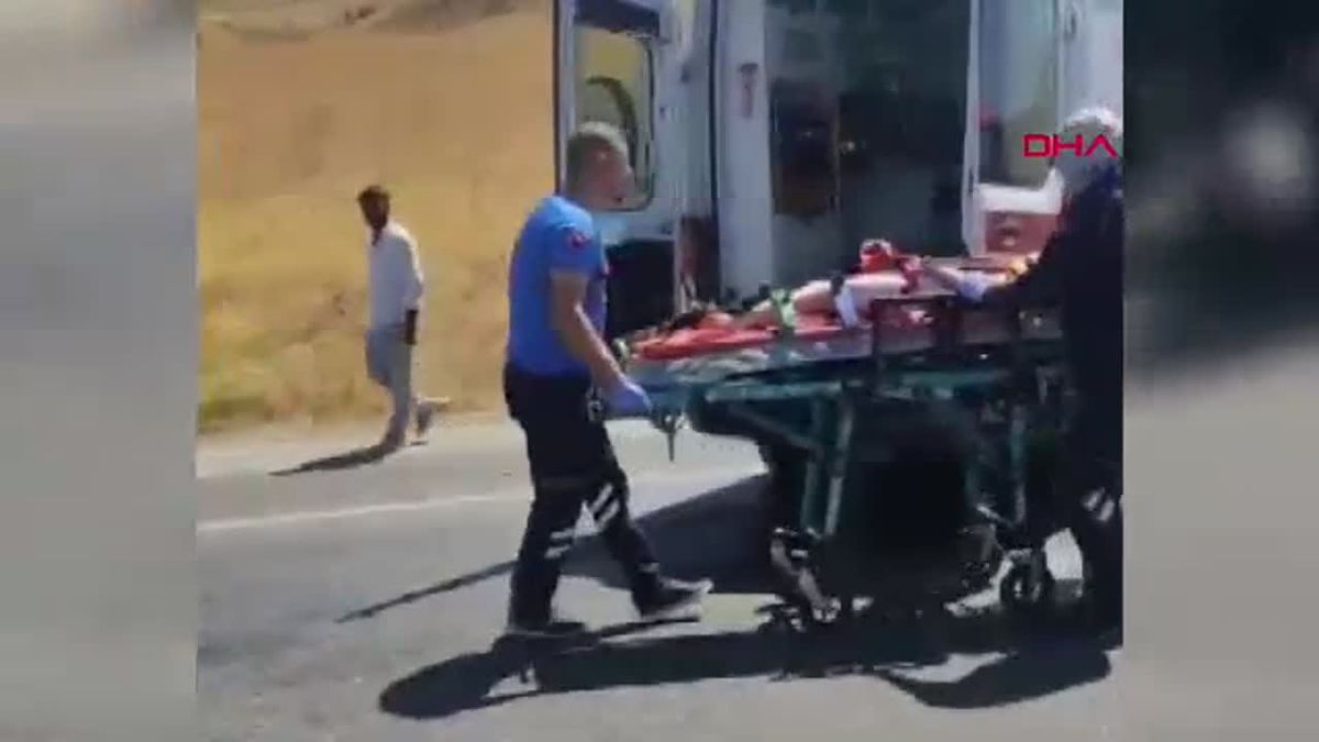 Van'da Otomobil Kazası: 2 Ölü, 4 Yaralı