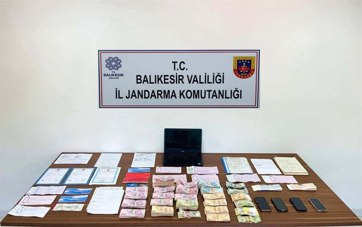 Balıkesir'de Tefecilik Operasyonu: 6 Şüpheli Gözaltına Alındı
