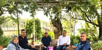 Burhaniye'de Kaymakam Memiş, şehit ailesini ziyaret etti