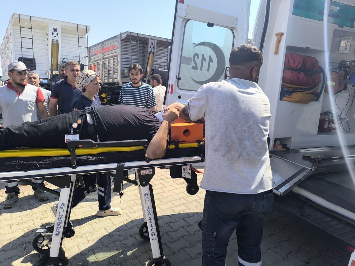 Adıyaman'da Kalp Krizi Geçiren Sürücü Hayatını Kaybetti