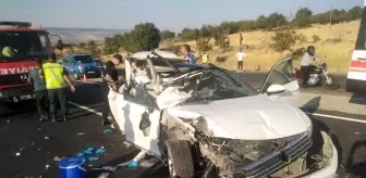 Gaziantep'te Otomobilin Kamyona Arkadan Çarpması Sonucu Feci Kaza: 2 Kardeş Hayatını Kaybetti