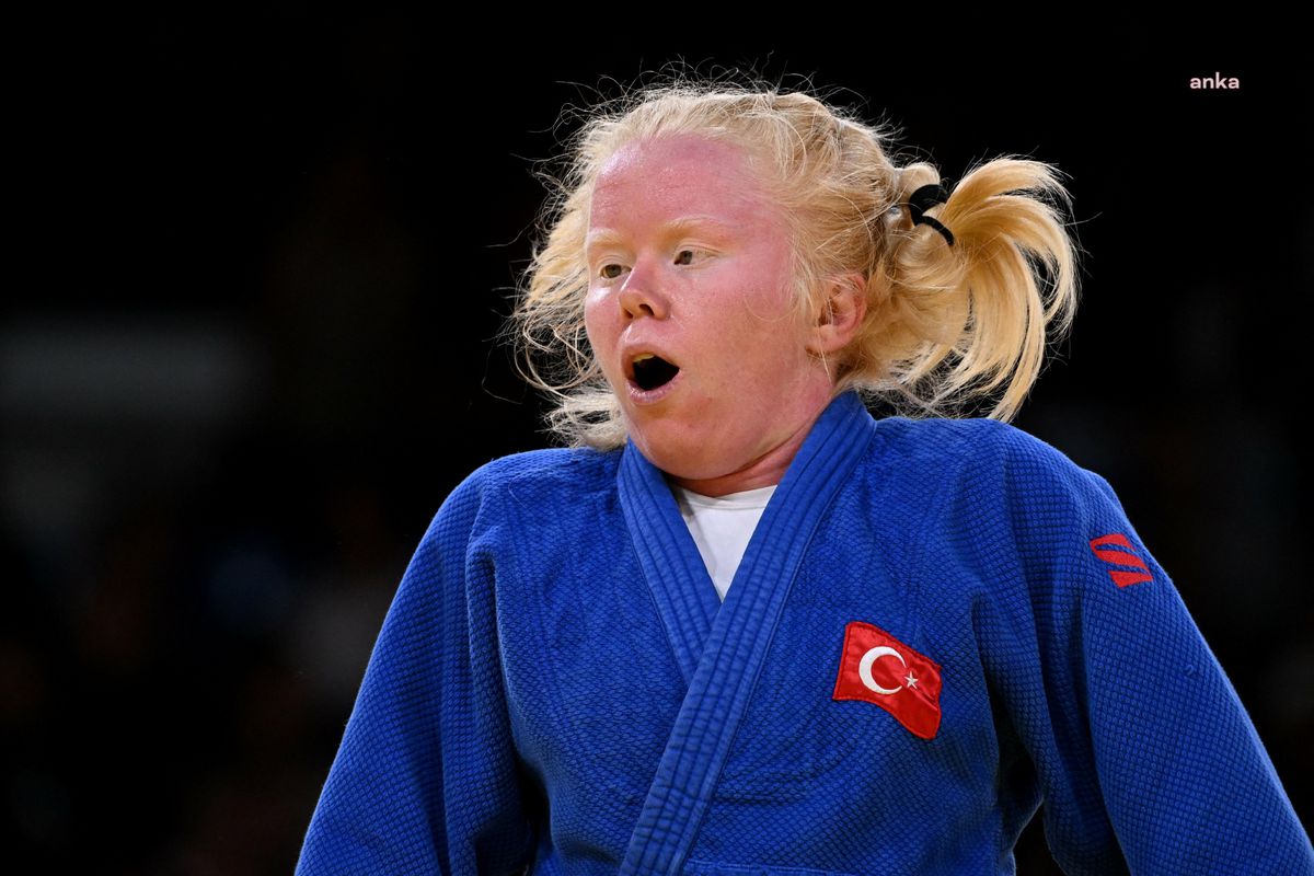 Cahide Eke Paris 2024 Paralimpik Oyunları'nda bronz madalya kazandı