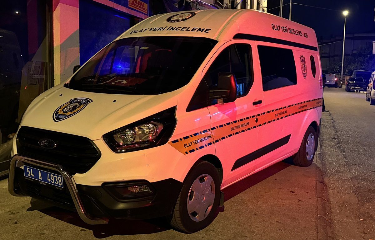 Adapazarı'nda bir kadın başından vurulmuş halde bulundu