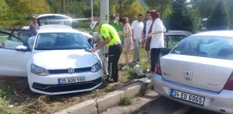 Samsun'da Otomobil Çarpışması: 3 Hemşire, 7 Kişi Yaralandı