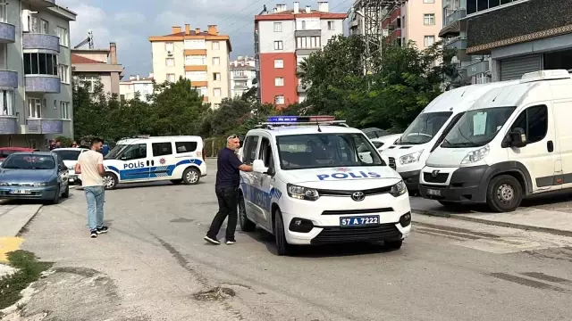 A man passing by saved the woman attempting suicide