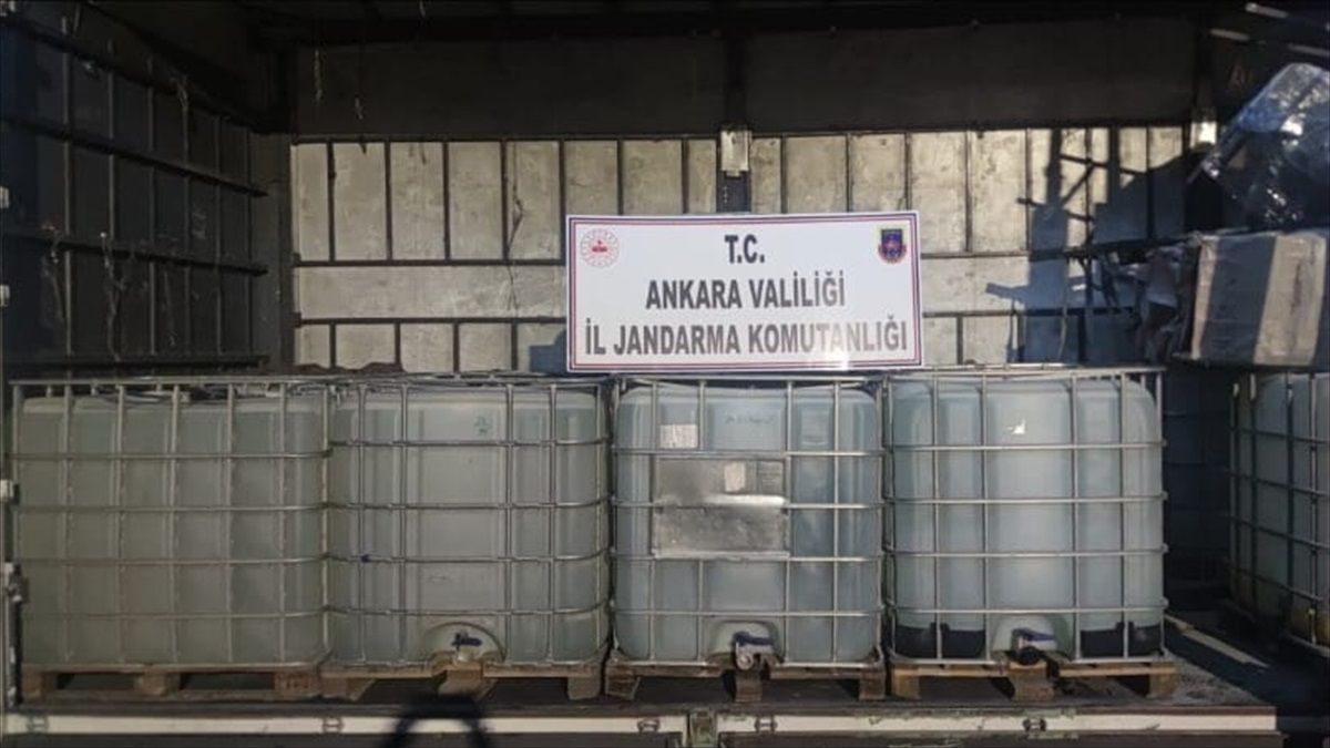 Ankara'da 10 Bin Litre Etil Alkol Kaçakçılığı Operasyonu