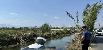 Antalya'da dereye düşen otomobilin sürücüsü yaralandı