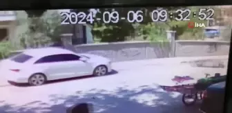 Hafif ticari araç ile motosikletin çarpıştığı kaza kamerada: 1 yaralı