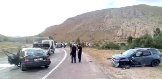 Bayburt-Çaykara yolu üzerinde trafik kazası: 1 ölü, 2 yaralı