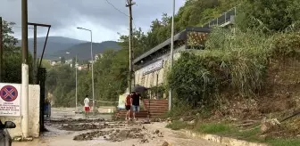 Sinop'un Gerze ilçesinde sağanak nedeniyle yollarda hasar oluştu