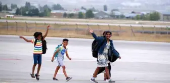 Bomba ihbarı nedeniyle Erzurum'a acil iniş yapan uçak, yolcularını güvenli bir şekilde Almanya'ya gönderdi