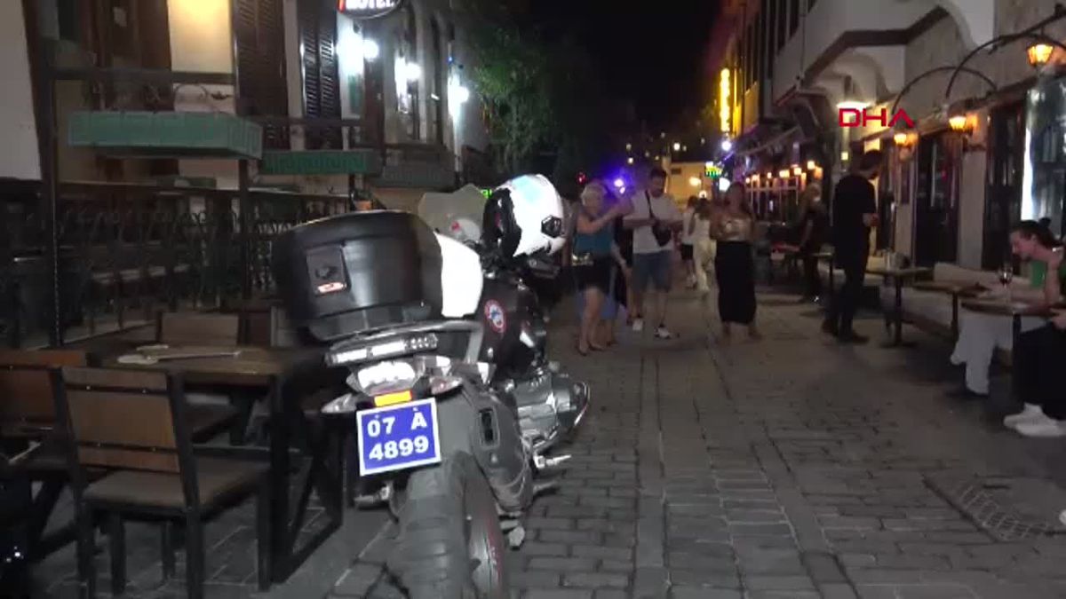 Antalya Kaleiçi'nde Huzur Uygulaması Gerçekleştirildi