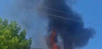 Manisa Selendi'de Cami Lojmanında Yangın Çıktı