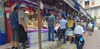 Denizlerde av yasağı sona erdi, Karabük'te balık tezgahları hareketlendi