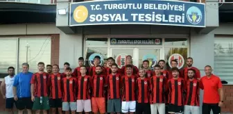 Turgutluspor'da 19 oyuncu için imza töreni düzenlendi