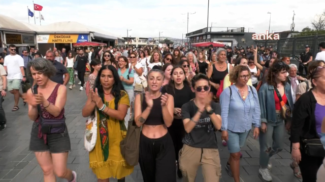 Women gathered in Istanbul for Narin Güran! Chanting the slogan 'We will not lose another person'