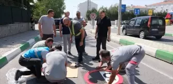 Kırklareli Belediye Başkanı Derya Bulut, yol yapım çalışmalarını inceledi