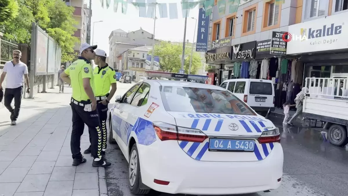 Ağrı'da okul servisleri ve güzergahları denetlendi