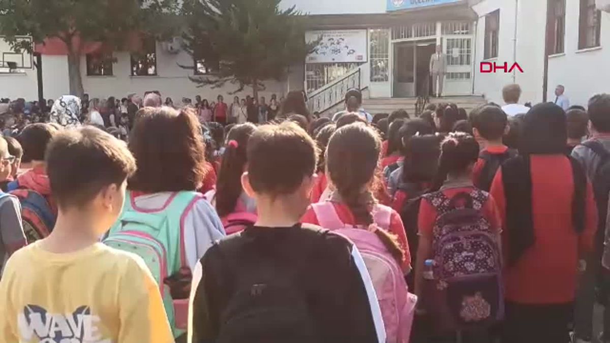 Amasya'da Veliler Öğretmenlerinin Geri Dönmesini İstedi
