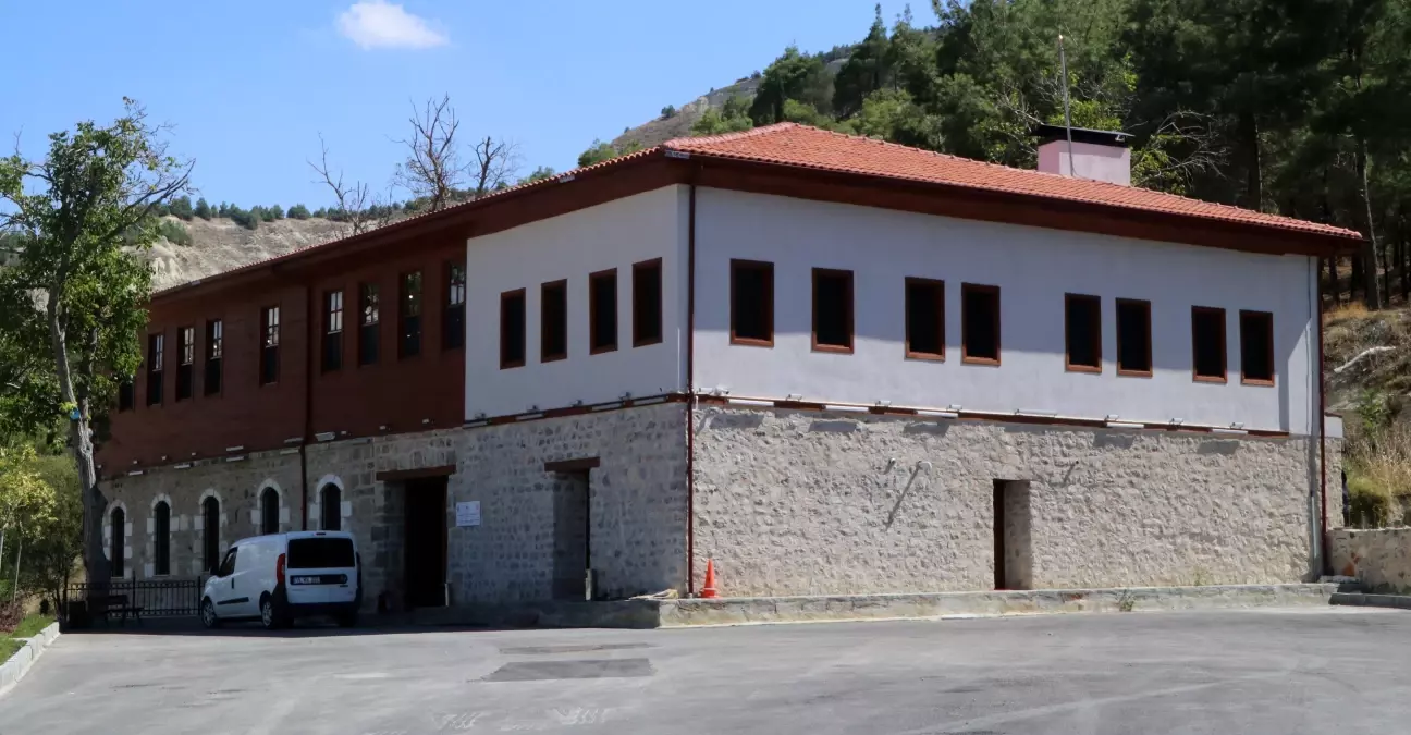 Burdur'da Türkülere Konu Olan Değirmen Kahvaltı Evi Olarak Hizmete Açıldı