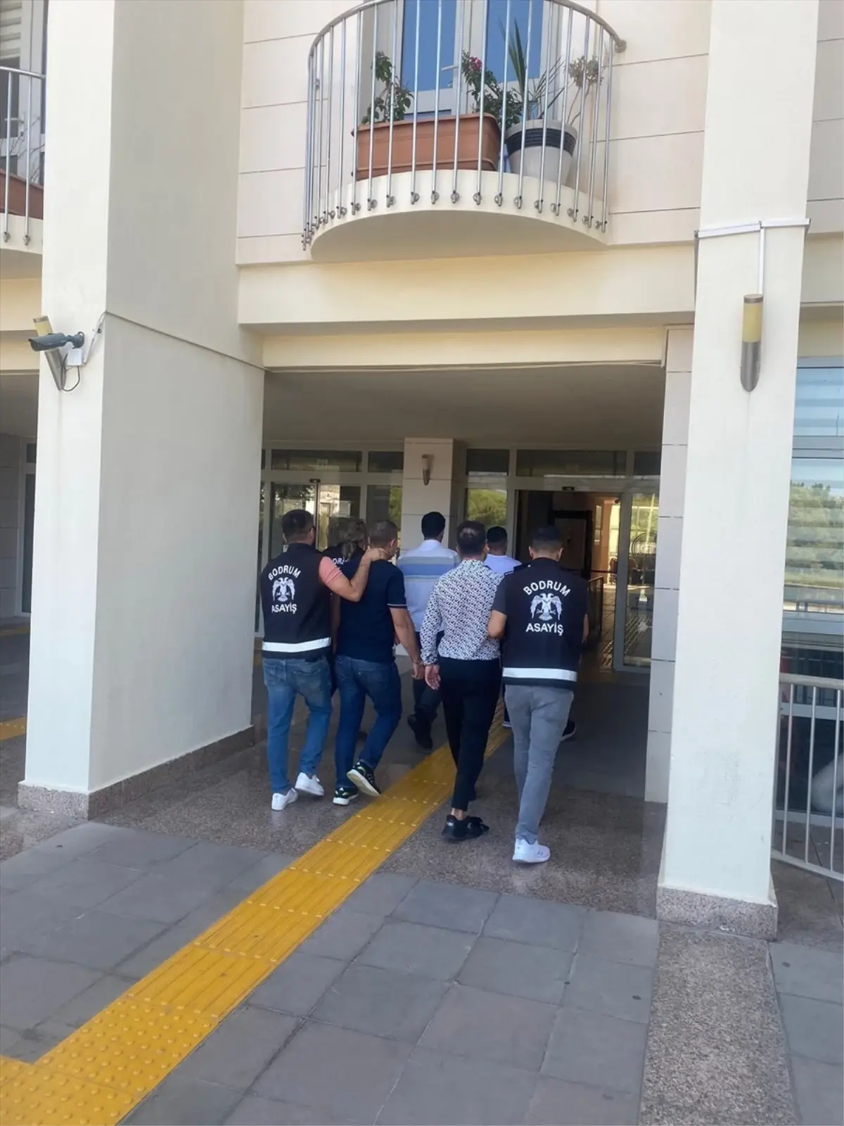 Bodrum'da cinayet şüphelileri tutuklandı