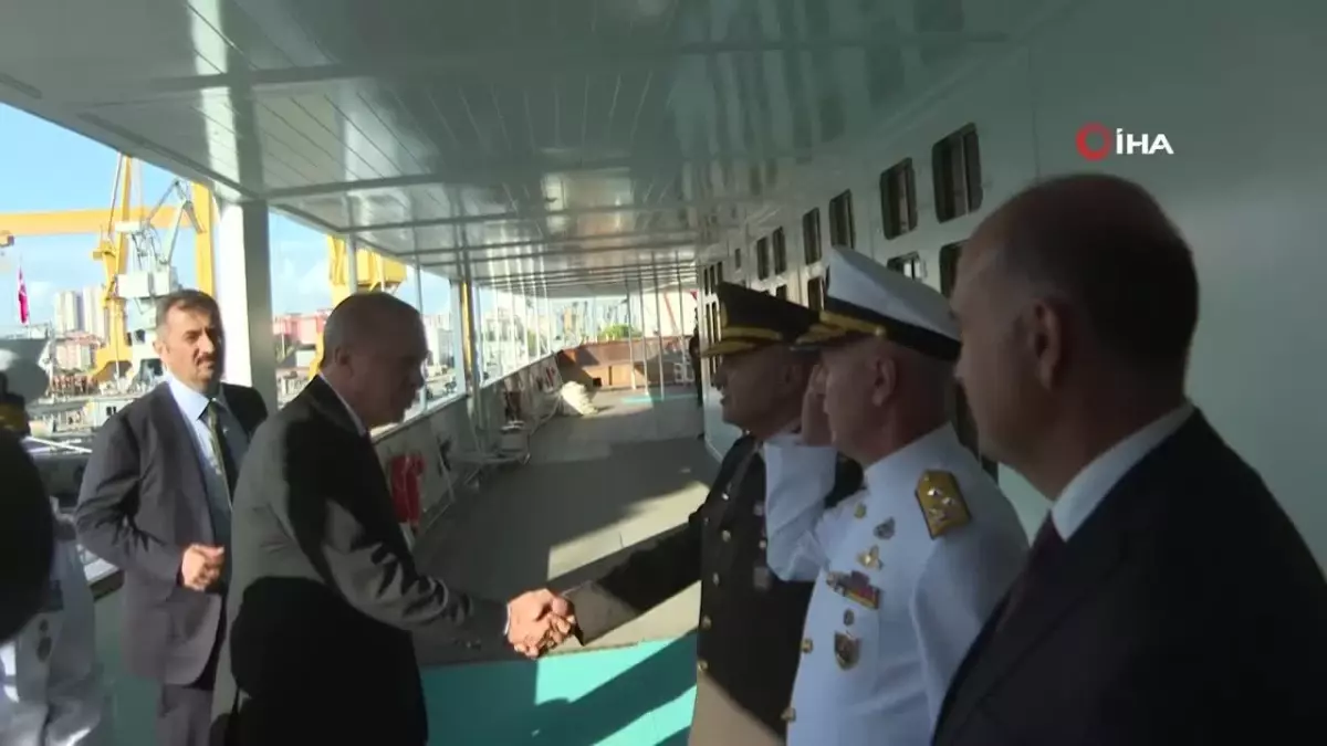 Cumhurbaşkanı Erdoğan, Savarona yatını ziyaret etti