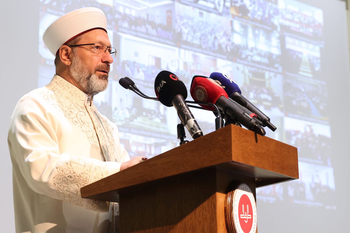 Diyanet İşleri Başkanı Ali Erbaş: Sorunları İslam'ın ahlakıyla çözebiliriz