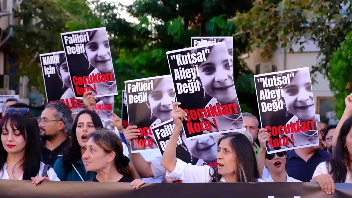 Eskişehir'de Narin Güran'ın öldürülmesi protesto edildi