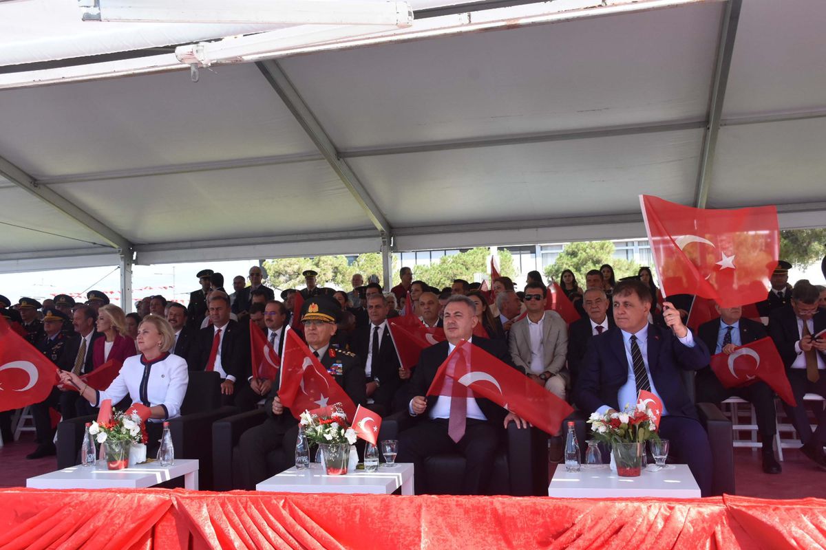 İzmir'in Kurtuluşu: 102. Yıldönümünde Tarihsel Vurgular ve Fedakarlık