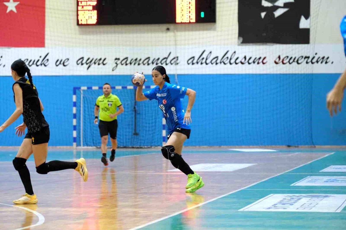 Hentbol Kadınlar Süper Ligi'nde İkinci Hafta Tamamlandı