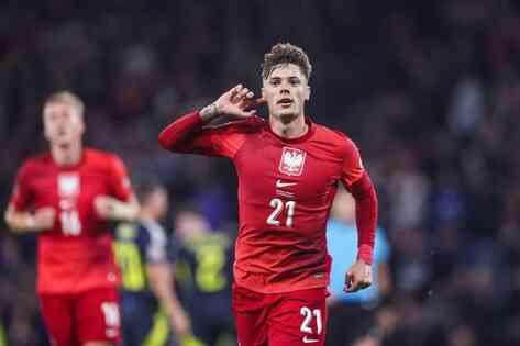 Nicola Zalewski  Kanat transferi bir türlü gelmiyor! 2 yıldız birden Galatasaray&#8217;ın teklifini reddetti kanat transferi bir turlu gelmiyor 2 yildiz 17802590 9880 m