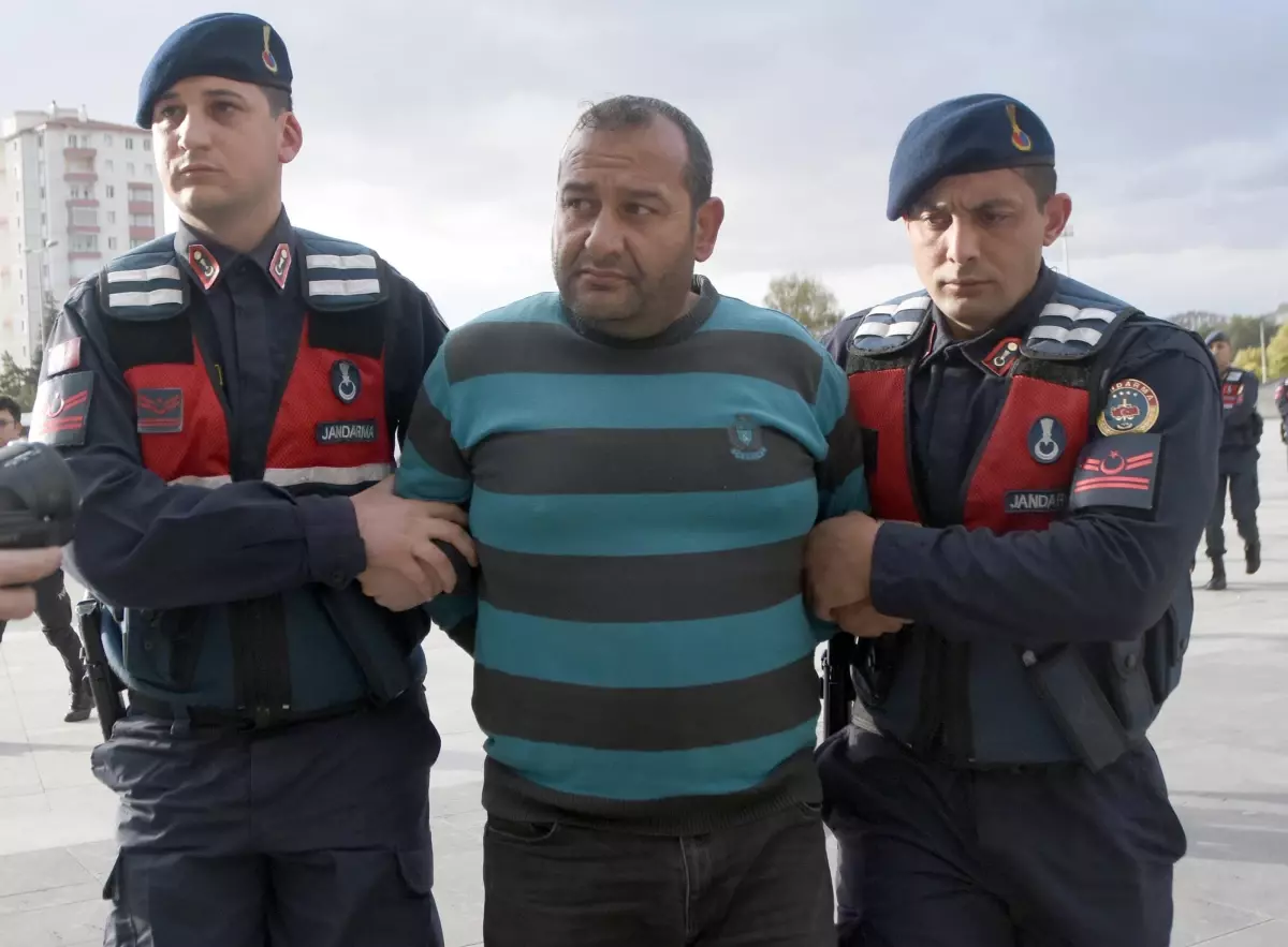 Komşusunu keserle öldüren sanığın cezası 'akıl sağlığı' gerekçesiyle bozuldu