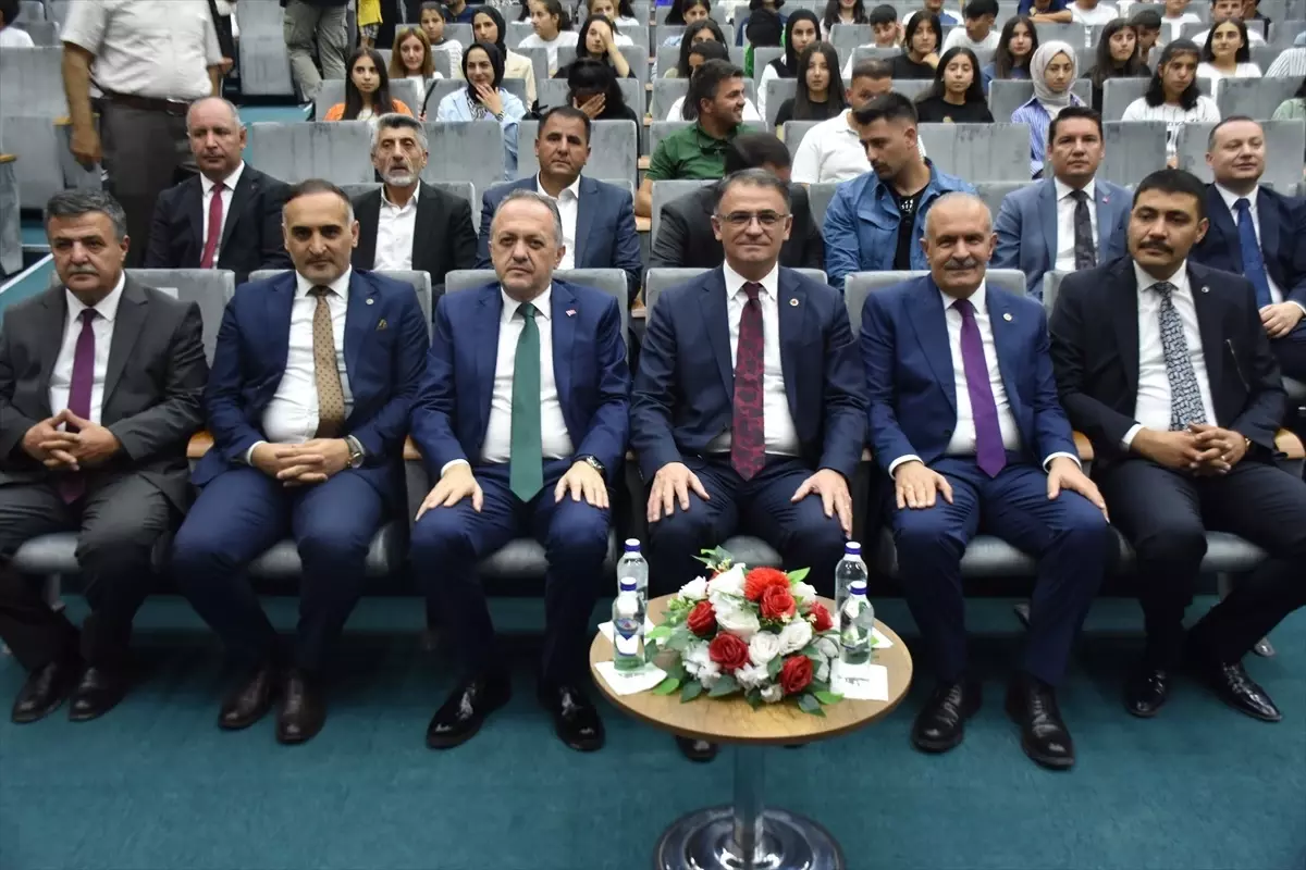 Kütüphaneler ve Okullar Deprem Sürecinde Öncelik Oldu