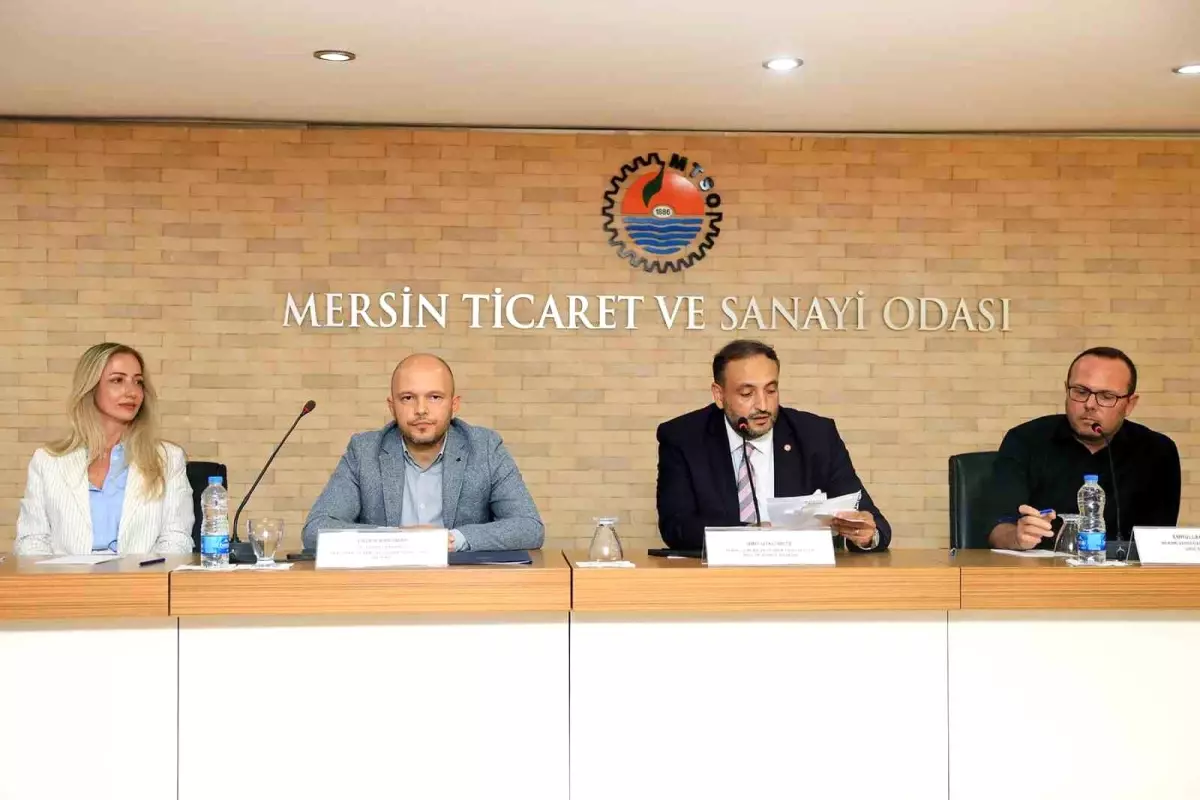 Mersin'de Emlakçılara Elektronik İlan Doğrulama Sistemi Tanıtıldı