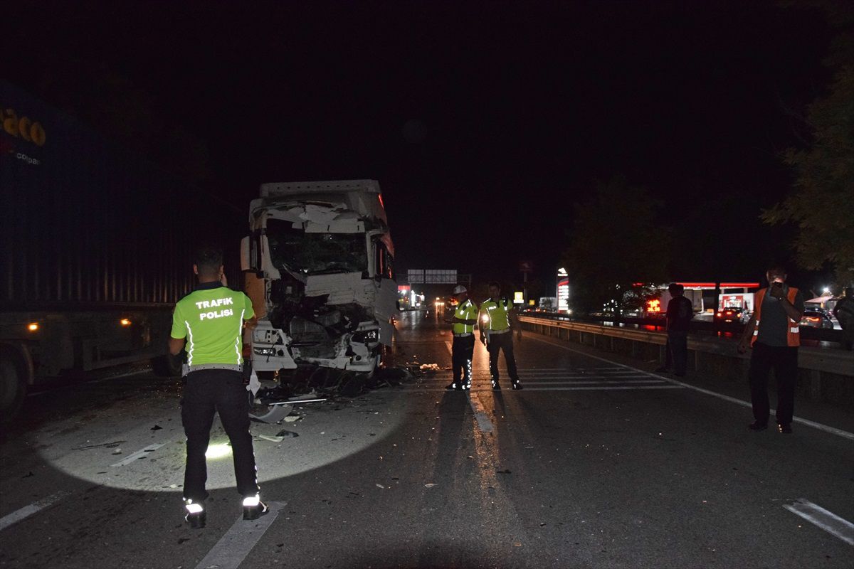 Konya'da Tır Çarpışması: 1 Kişi Ağır Yaralandı