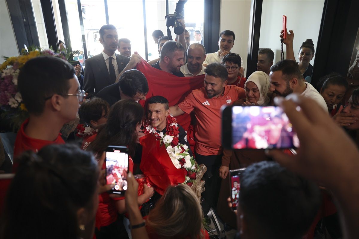 Paris 2024 Paralimpik Oyunları'ndan Türkiye'ye tarihi madalya dönüşü