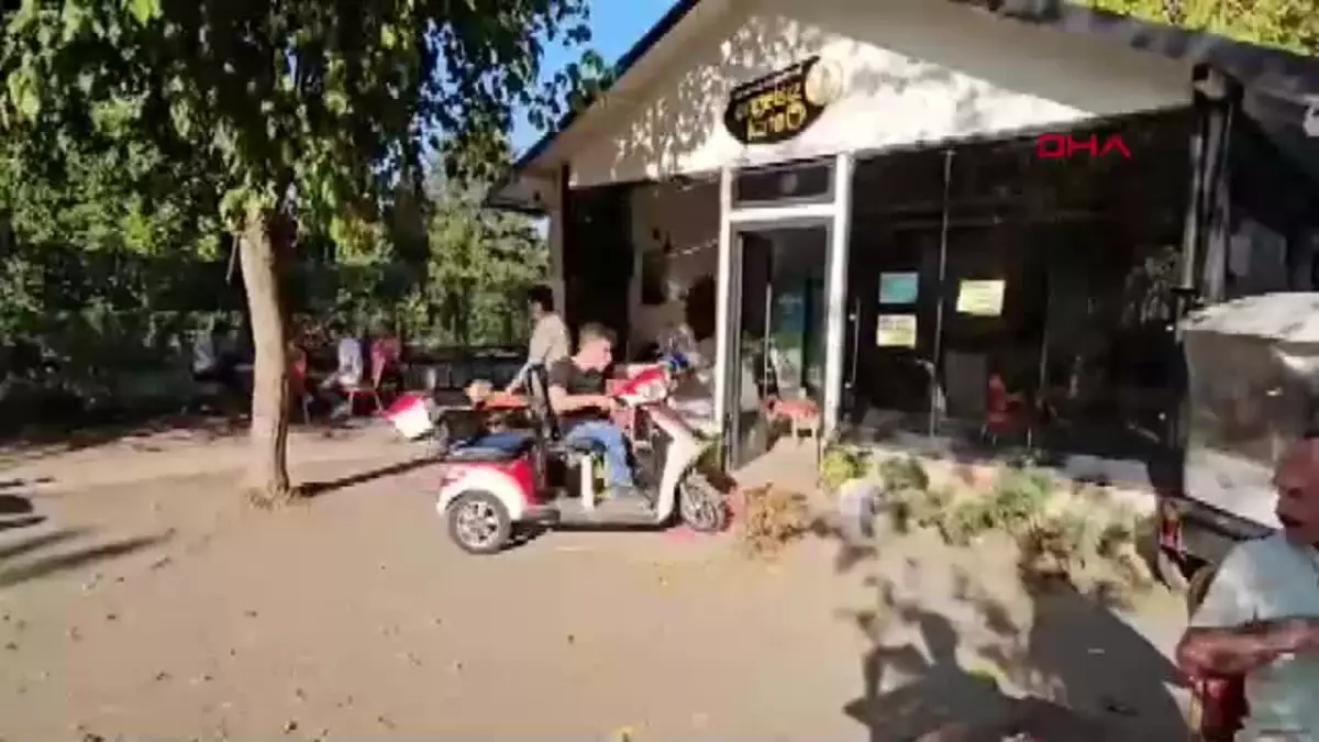 Engelli Derneği Başkanı Engelsiz Kafe Açtı