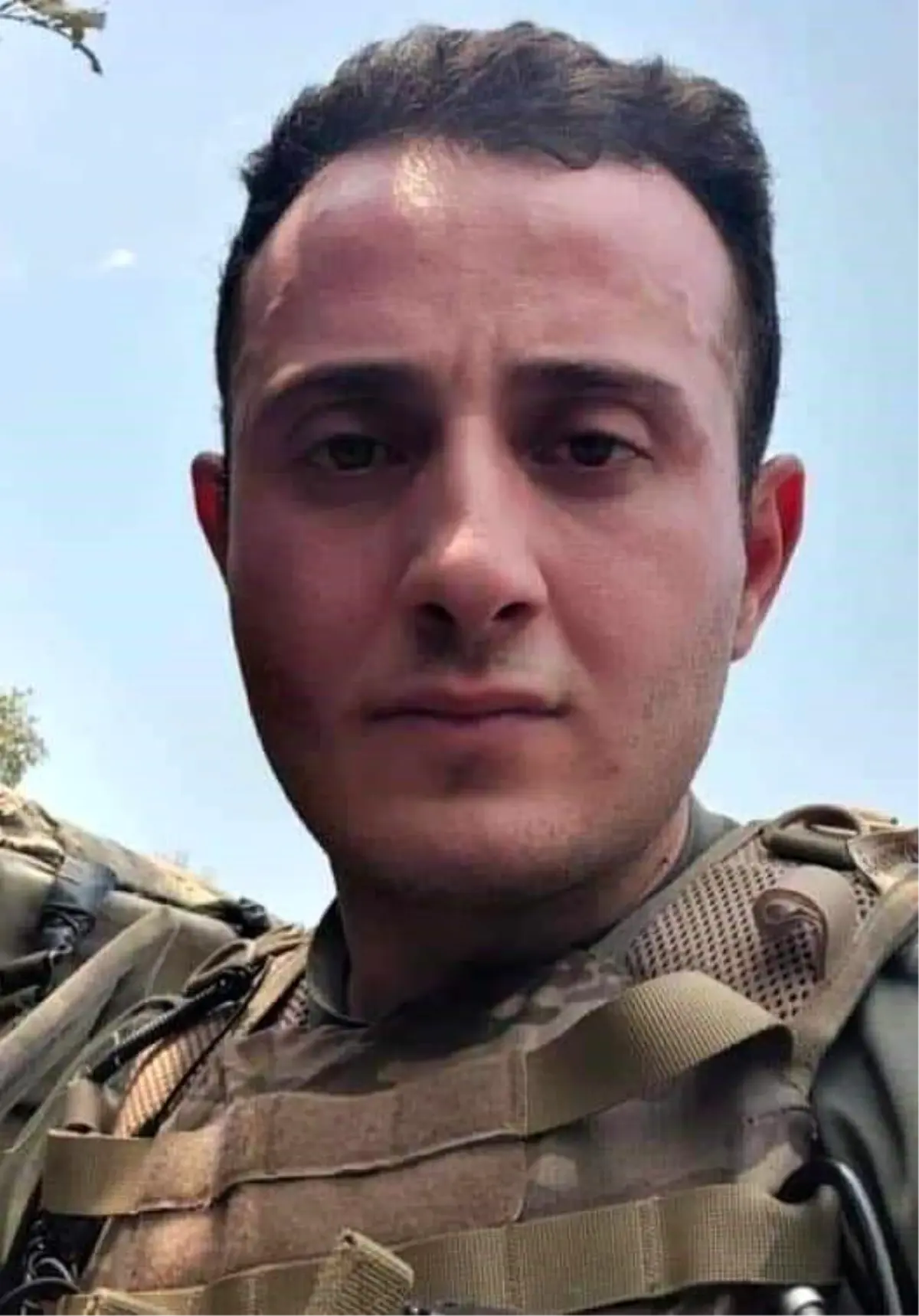 Kuzey Irak'ta Şehit Olan Üsteğmen Ömer Fatih Ayar'ın Ailesine Acı Haber Verildi
