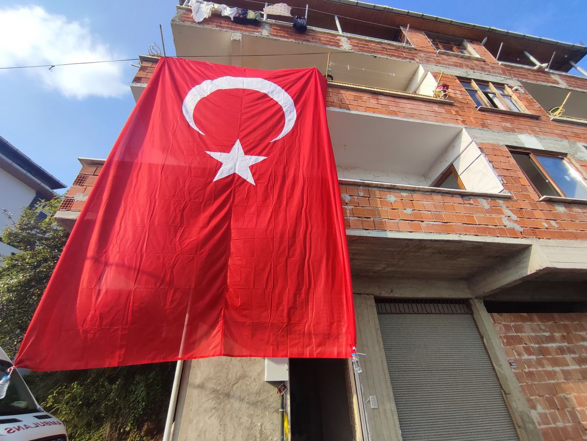 Şehit Üsteğmen Ömer Fatih Ayar'ın Ailesine Acı Haber Verildi