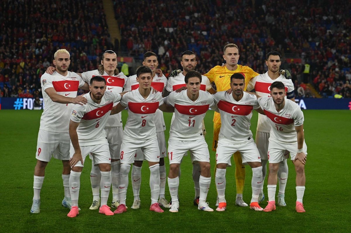 Türkiye- İzlanda maçı hangi kanalda, saat kaçta? Türkiye- İzlanda maçı şifresiz mi?