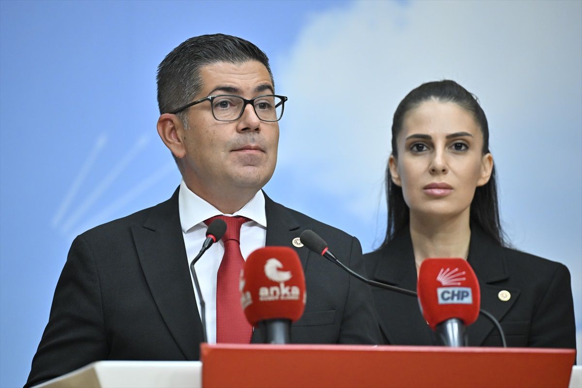 CHP Milletvekilleri Eğitim Sistemini Eleştirdi