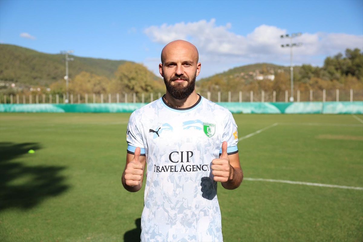Sipay Bodrum FK, Arlind Ajeti'yi transfer etti