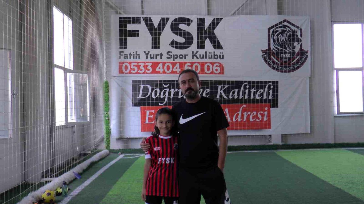 Kayseri'de Fatih Yurt Spor Kulübü Oyuncusu Emre Yoldaş, Fenerbahçe'ye Transfer Oldu