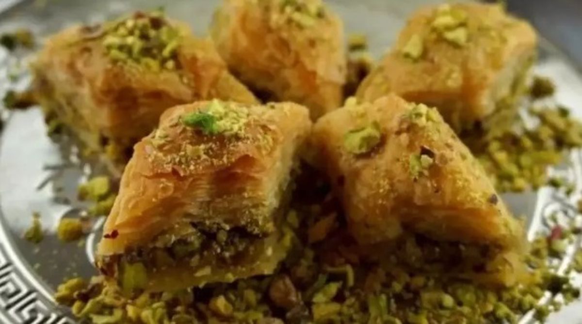 MasterChef Baklava tarifi! En güzel Baklava tarifi! Baklava tarifi nasıl yapılır? Baklava için malzemeler!