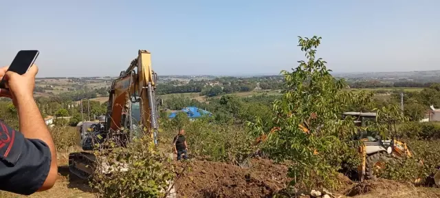 Collapse in water well excavation in Samsun: 2 workers trapped underground