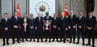 Cumhurbaşkanı Recep Tayyip Erdoğan, Türkiye Kupası ve Süper Kupa şampiyonu Beşiktaş'ı kabul etti